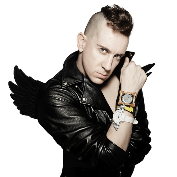 O Jeremy Scott αναλαμβάνει χρέη καλλιτεχνικού διευθυντή στον οίκο Moschino